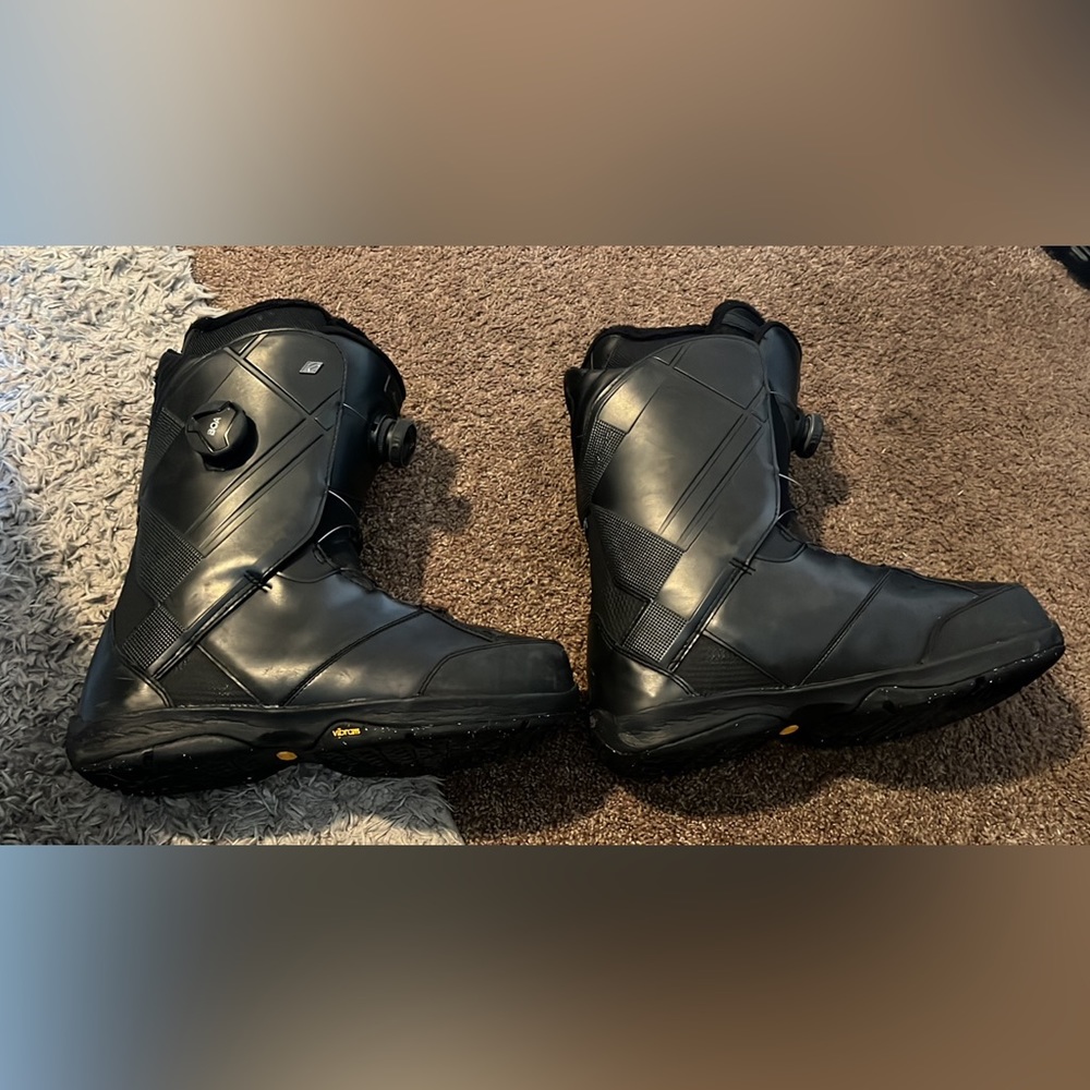 K2 Maysis snowboard boots